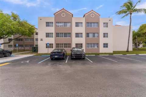 6065 NW 186th St #107, Hialeah, FL 33015