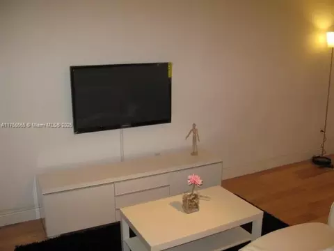 1035 Meridian Ave #5, Miami Beach, FL 33139