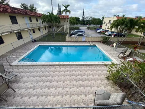 8701 SW 12th St #26, Miami, FL 33174