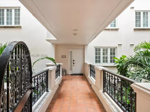 19123 Fisher Island Dr #19123, Miami Beach, FL 33109