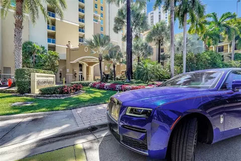 3340 NE 190th St #1608, Aventura, FL 33180
