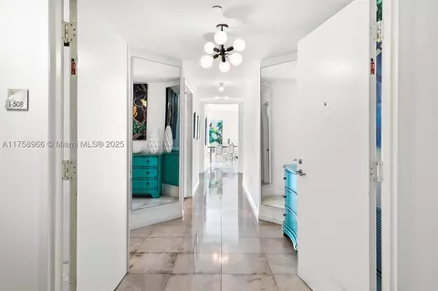 3131 NE 188th St #1-508, Aventura, FL 33180