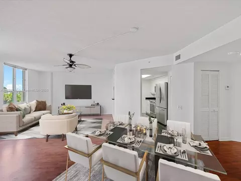 701 Brickell Key Blvd #507, Miami, FL 33131