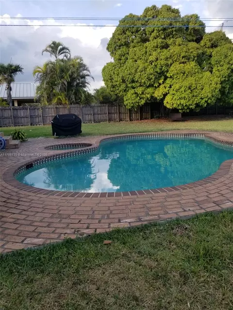 29841 SW 172nd Ct, Homestead, FL 33030
