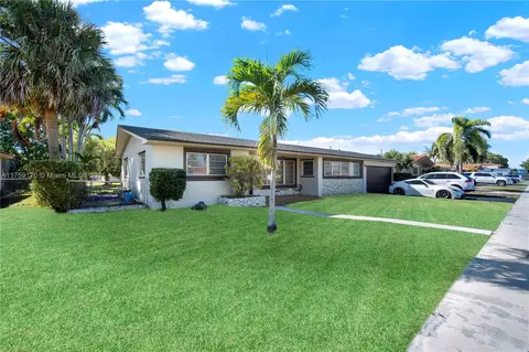 7850 W 16th Ave, Hialeah, FL 33014