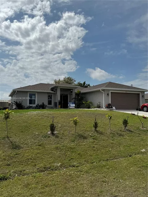 1930 NE 28th St, Cape Coral, FL 33909