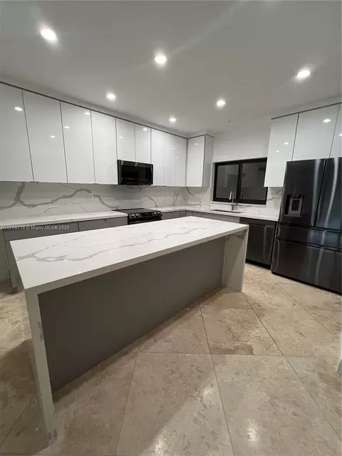 9008 SW 62nd Ter #7-A, Miami, FL 33173