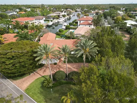 1117 Bella Vista Ave, Coral Gables, FL 33156
