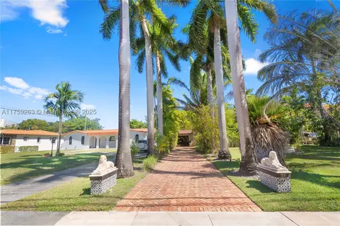 33 S Royal Poinciana Blvd, Miami Springs, FL 33166