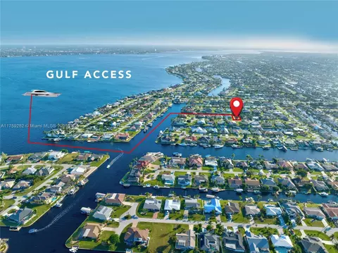 2022 SE 29th St, Cape Coral, FL 33904