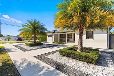 Exterior - 501 E 33rd St, Hialeah, FL 33013 photo 3 of 9
