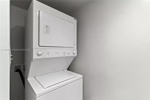 Other - 501 E 33rd St, Hialeah, FL 33013 photo 3 of 9