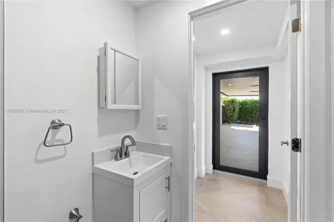 Other - 501 E 33rd St, Hialeah, FL 33013 photo 8 of 9