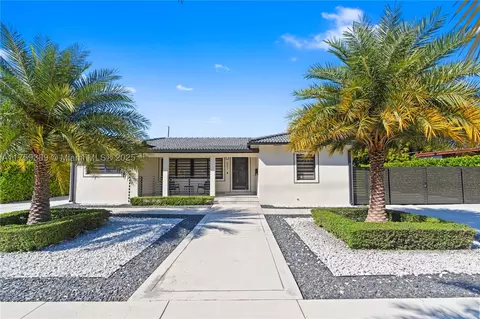 501 E 33rd St, Hialeah, FL 33013