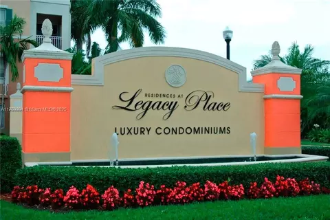 11035 Legacy Blvd #302, Palm Beach Gardens, FL 33410