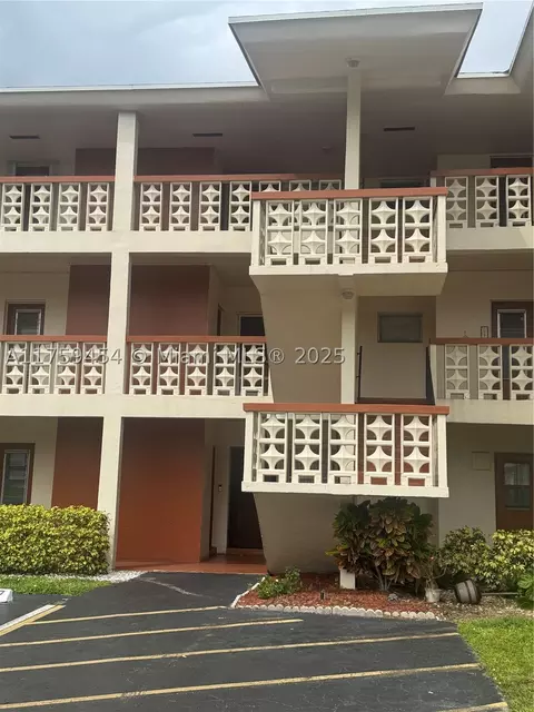 4771 NW 10th Ct #116, Plantation, FL 33313