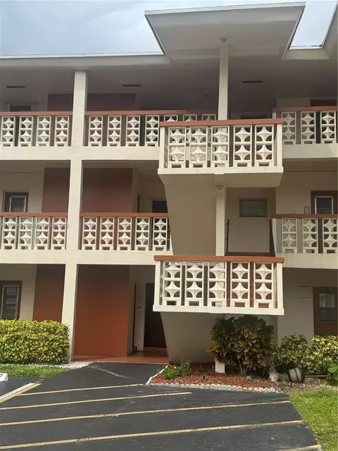 4771 NW 10th Ct #116, Plantation, FL 33313