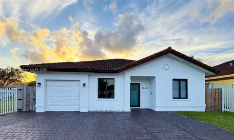 22444 SW 109th Psge, Miami, FL 33170