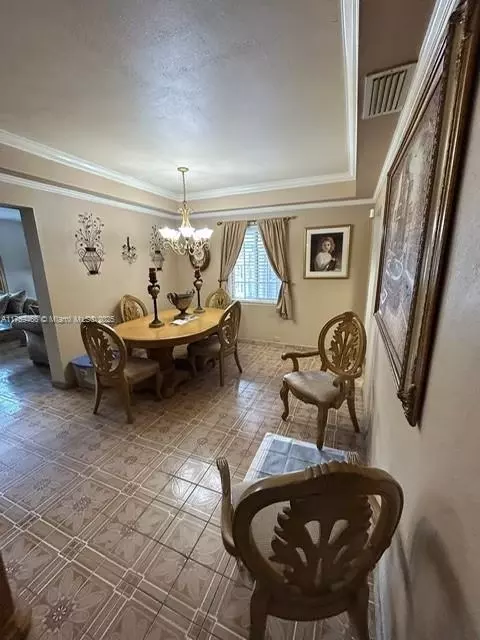 Dining - 681 E 44th St, Hialeah, FL 33013 photo 2 of 2