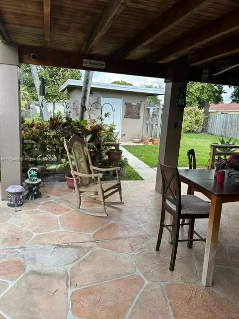Exterior - 681 E 44th St, Hialeah, FL 33013 photo 2 of 4