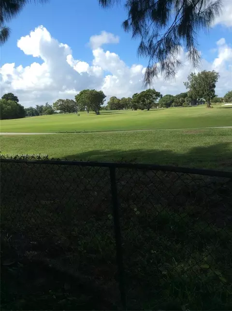 401 S Shore Dr, Miami Beach, FL 33141