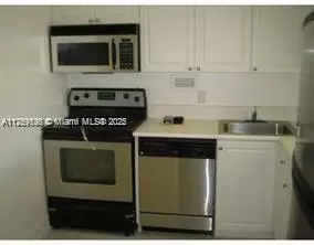 1455 N Treasure Dr #7L, North Bay Village, FL 33141