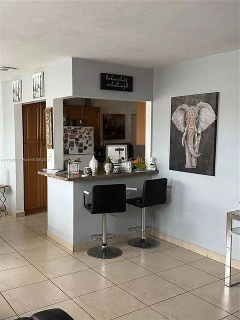 6465 W 8th Ct, Hialeah, FL 33012 photo 3