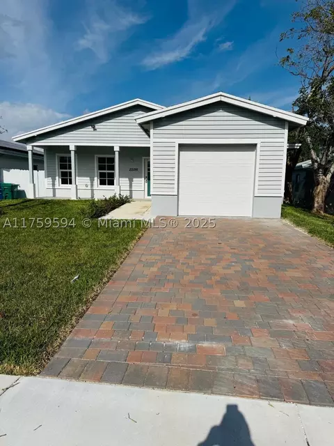 22195 Miami Ave, Miami, FL 33170