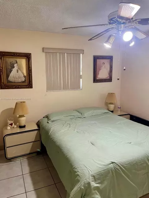 Bedroom - 3395 W 14th Ave, Hialeah, FL 33012 photo 2 of 2
