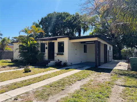 740 Superior St, Opa Locka, FL 33054