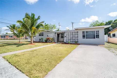1700 NW 171st Ter, Miami Gardens, FL 33056