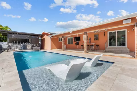 9020 SW 202nd Ter, Cutler Bay, FL 33189