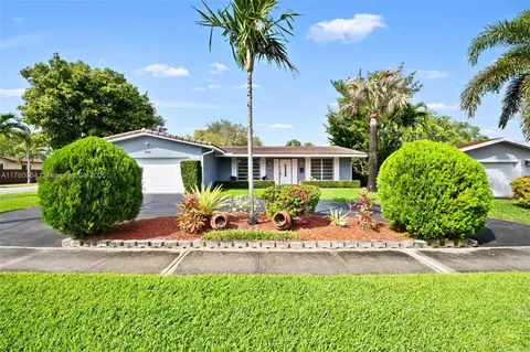 3641 Thomas St, Hollywood, FL 33021