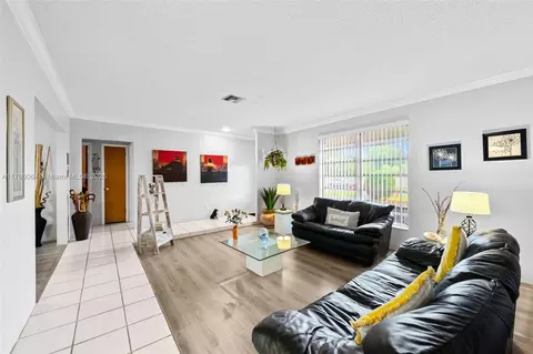 Living - 3641 Thomas St, Hollywood, FL 33021 photo 2 of 3