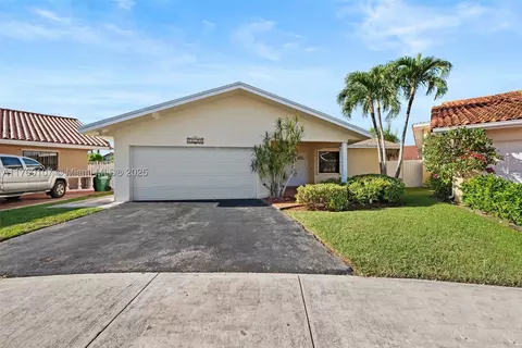 14501 SW 111th St, Miami, FL 33186