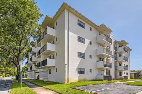 1855 Plunkett St #406, Hollywood, FL 33020