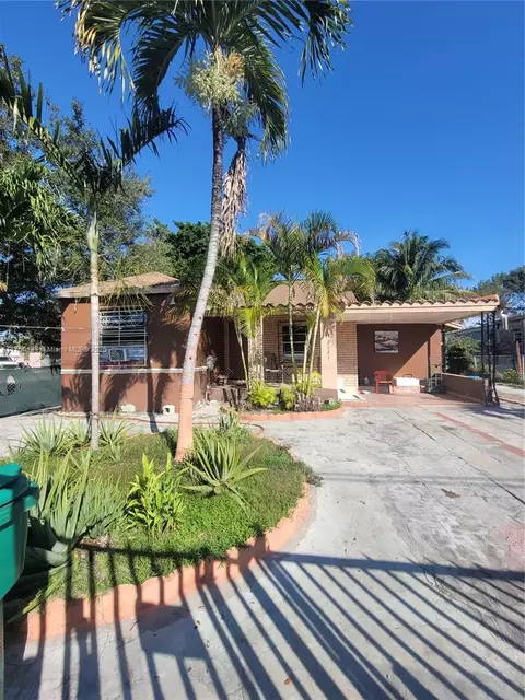 2931 NW 27th St, Miami, FL 33142