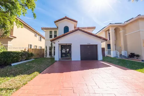 4365 NW 113 Pl, Doral, FL 33178