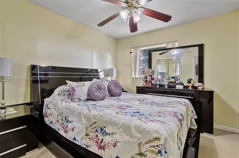 1002 E 20th St, Hialeah, FL 33013 photo 14