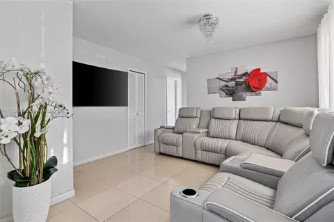 1002 E 20th St, Hialeah, FL 33013 photo 7