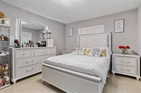 1002 E 20th St, Hialeah, FL 33013 photo 12