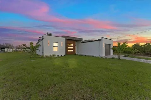 469 Petite Ave, Lehigh Acres, FL 33974