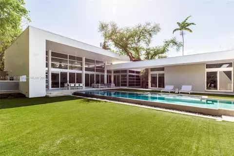 3891 Little Ave, Miami, FL 33133