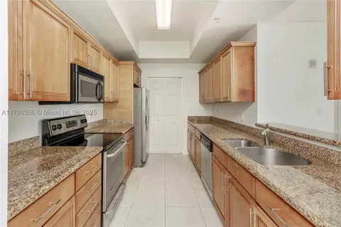 3590 Coral Way #910, Miami, FL 33145