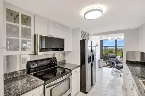 Kitchen - 1925 Brickell Ave #D901, Miami, FL 33129 photo 1 of 2