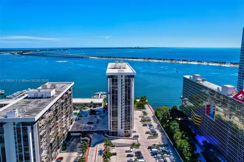 View/Area - 1925 Brickell Ave #D901, Miami, FL 33129 photo 1 of 4