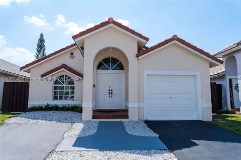 5341 SW 154th Pl, Miami, FL 33185