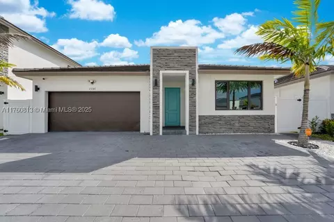 23381 SW 107th Pl, Homestead, FL 33032