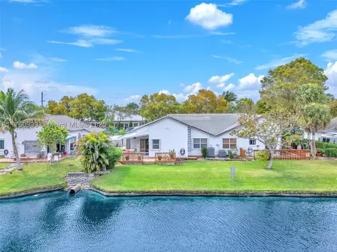 3446 NW 79th Way, Hollywood, FL 33024