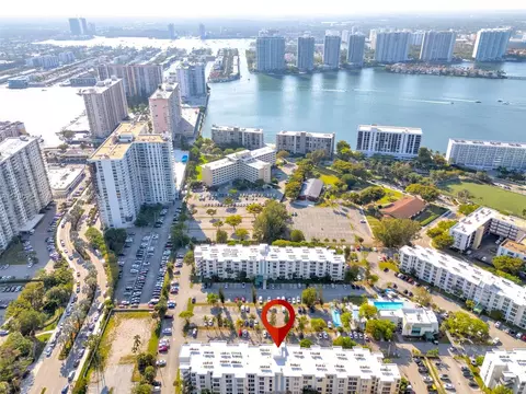 17560 Atlantic Blvd #409, Sunny Isles Beach, FL 33160